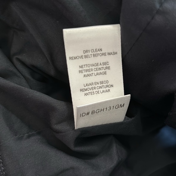 BCBG Max Azria Navy Short Sleeve Belted Blazer - Picture 5 of 10